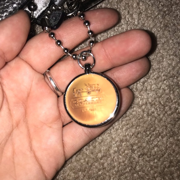 NWOT Silver Coach clutch w/ shoulder strap. - Picture 5 of 7